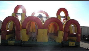 Picture of Front of Large Obstacle Course Jumpmaxx
